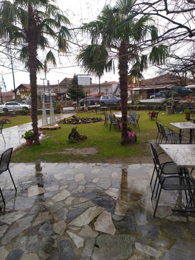 Σετσκοσ Ζησησ Apartamento Káto Loutrákion Exterior foto